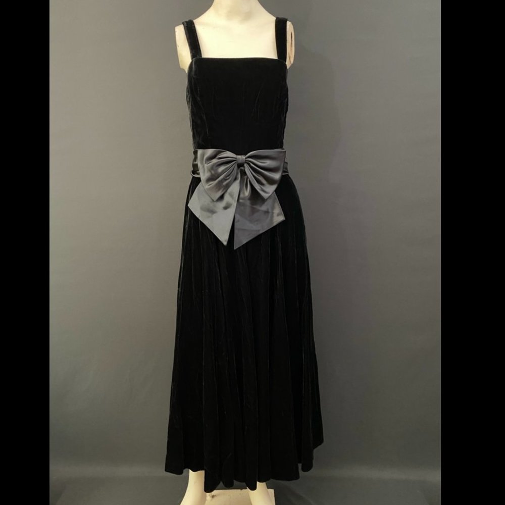 80s Lanz Originals Black Velvet Bow Dress
